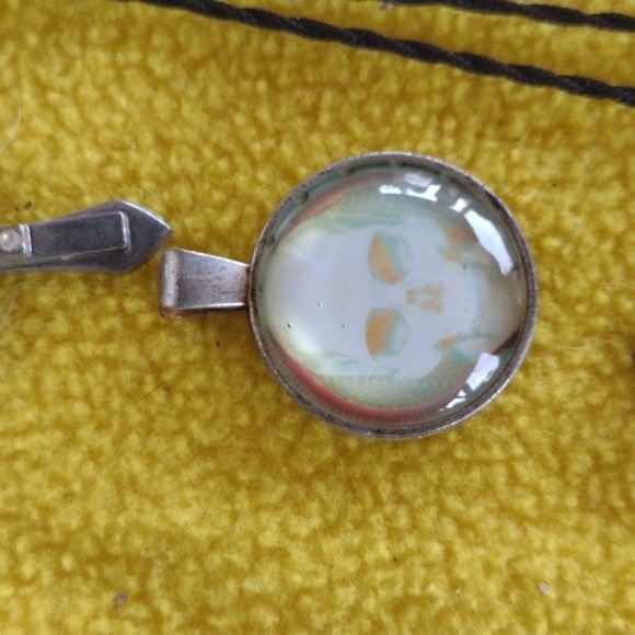 Silver and Black Pendant Necklace Lot(8 PCS.) - Picture 5 of 6